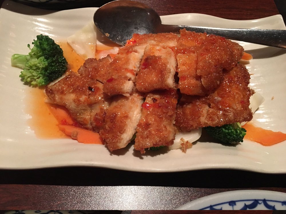 Order Volcano Chicken food online from Bangkok Restaurant store, New Orleans on bringmethat.com