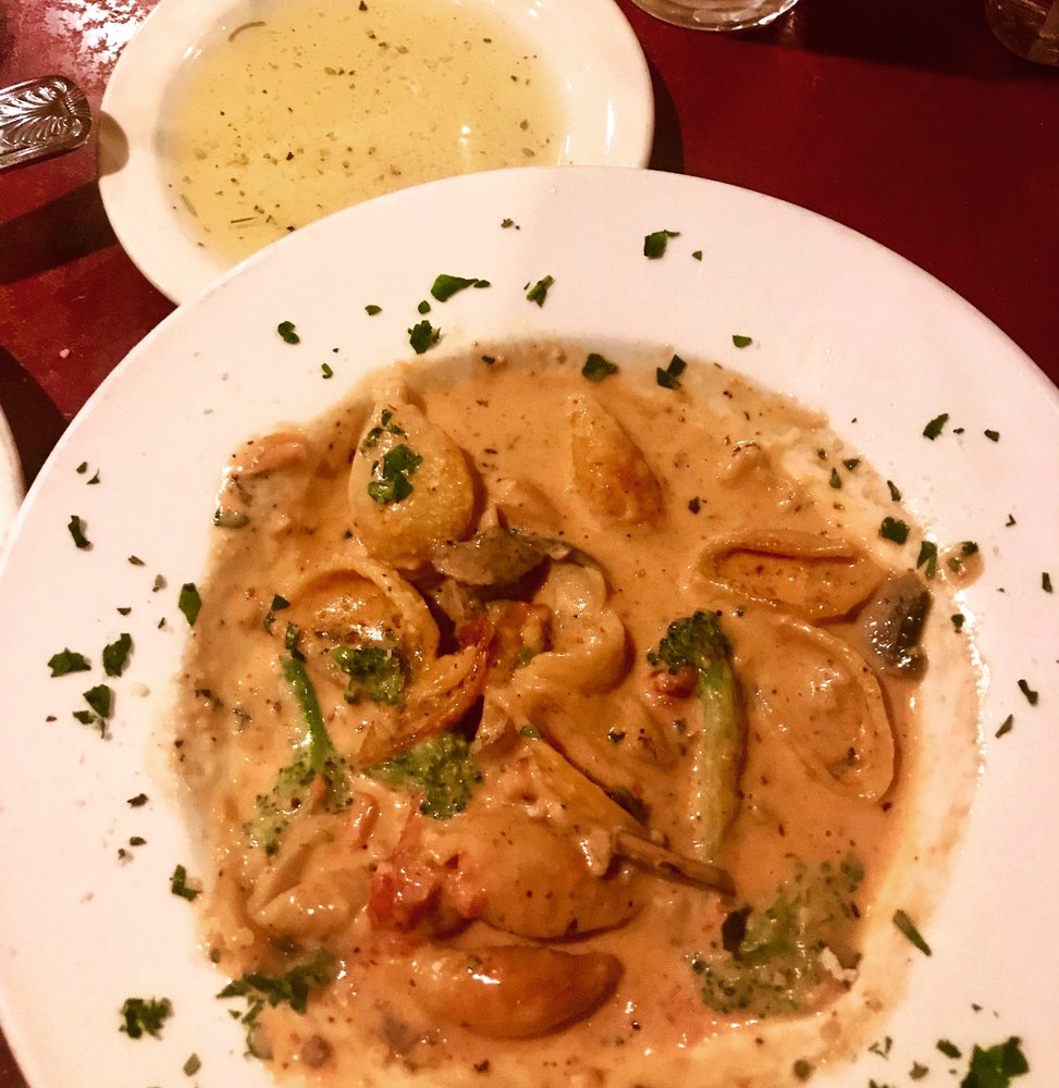 Order Pasta con Broccoli food online from Mama’s On The Hill store, St. Louis on bringmethat.com