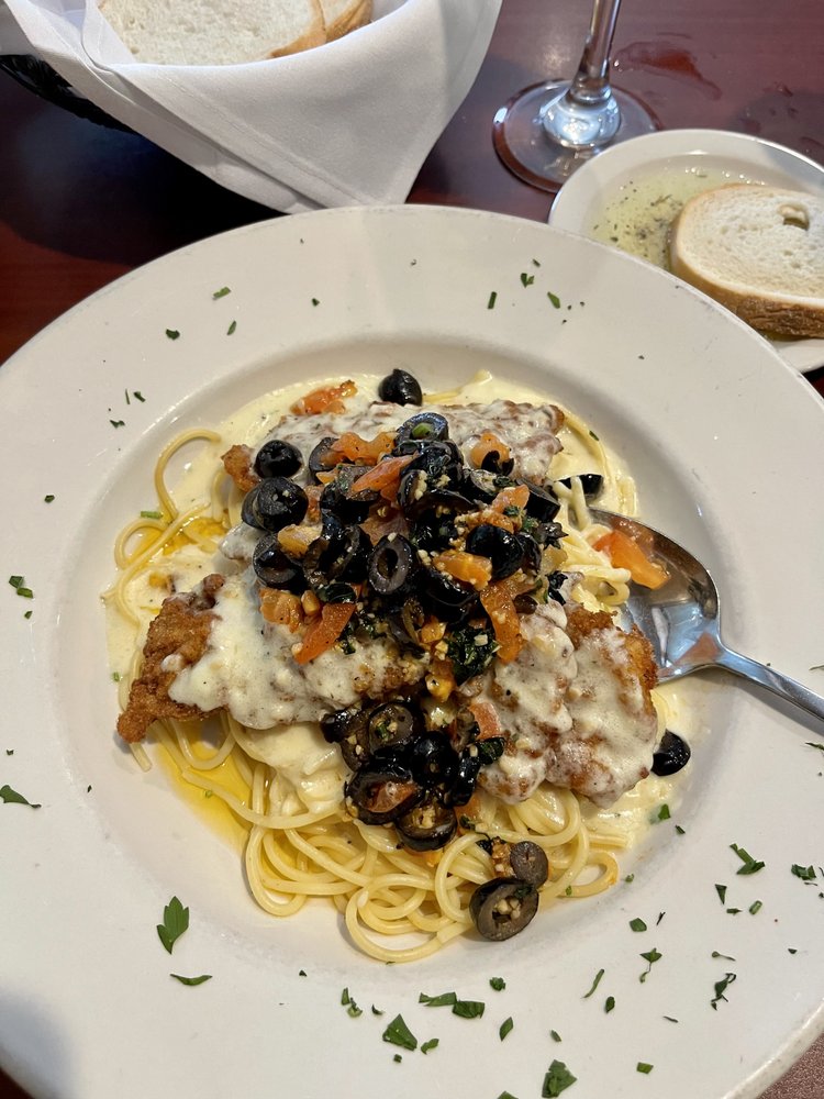 Order Vitello Gabriella food online from Mama’s On The Hill store, St. Louis on bringmethat.com