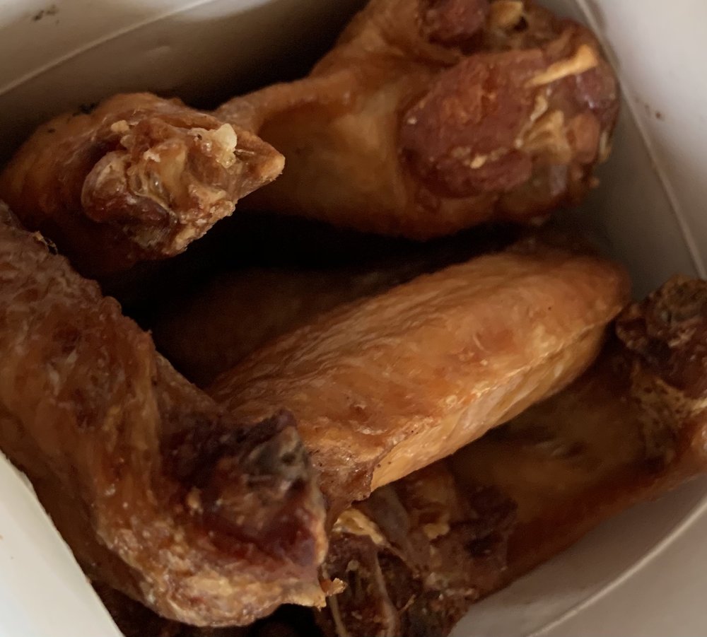Order A8. Chicken Wings (4)  food online from Winsor Dim Sum Cafe & Bar store, Quincy on bringmethat.com