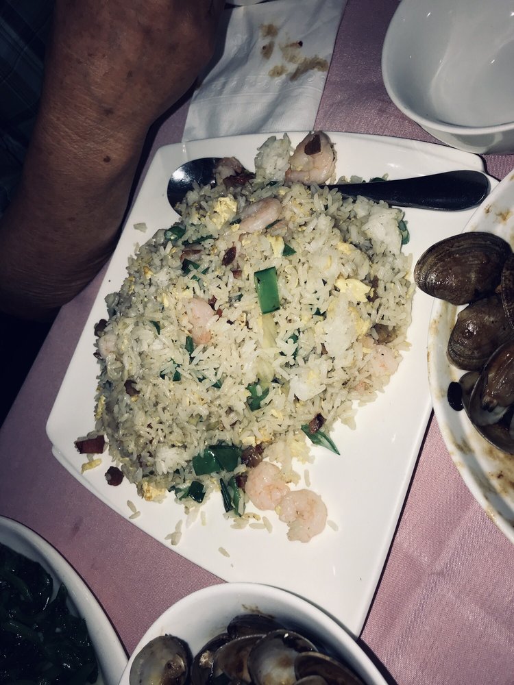 Order A65. Yang Chow Fried Rice  food online from Winsor Dim Sum Cafe & Bar store, Quincy on bringmethat.com