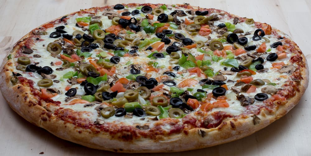 Order Garden Party Pizza 12'' food online from Pizza Pit-Sun Prairie store, Sun Prairie on bringmethat.com