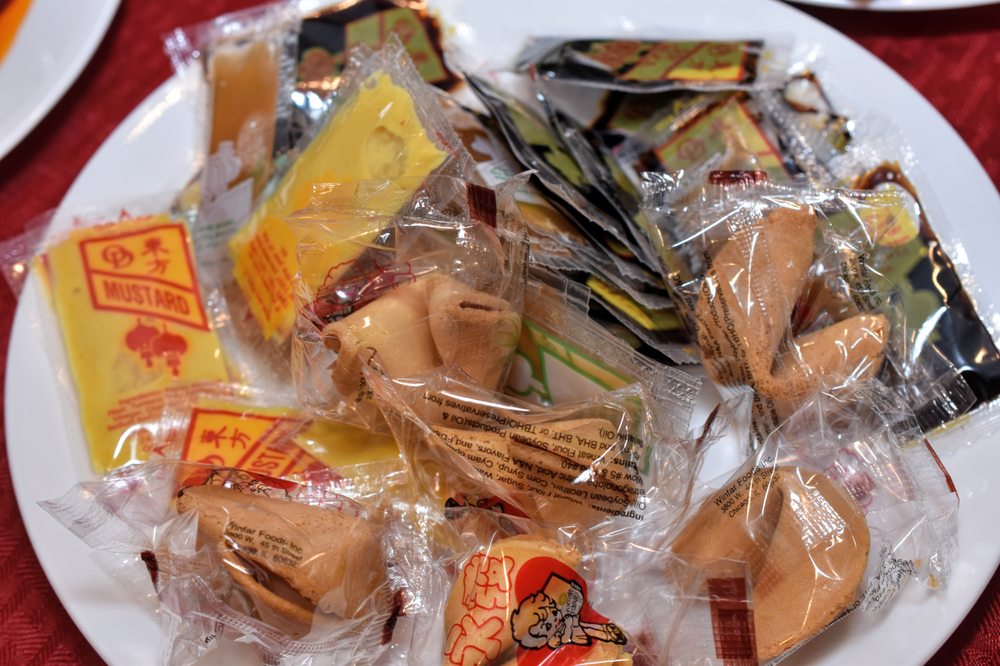 Order D05 Fortune Cookies (6) food online from New Golden Dragon Restaurant store, Buffalo Grove on bringmethat.com