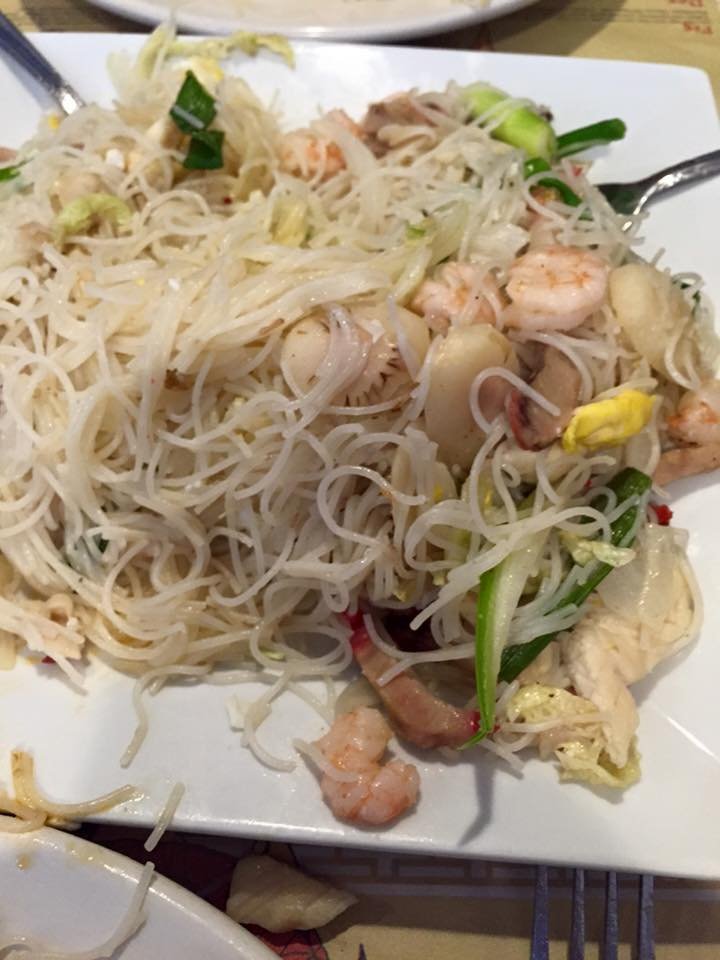 Order HOUSE RICE NO0DLE food online from Dragon 88 Restaurant store, Boylston on bringmethat.com