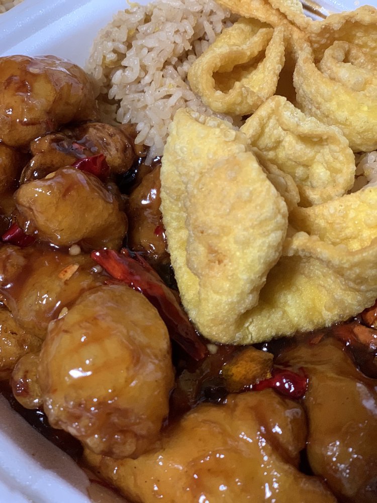 Order 24. Orange Chicken food online from Golden Bowl store, Sioux City on bringmethat.com