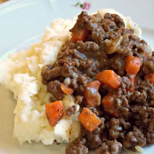 Order Hot Beef and Mashed Potatoes food online from Shot Tower Inn store, Dubuque on bringmethat.com
