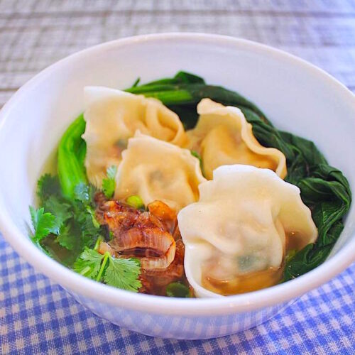 Order  Roast Pork Wonton Soup food online from China Peace store, Hazelwood on bringmethat.com