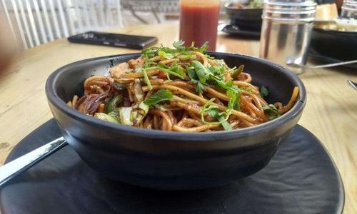 Order  House Special Lo Mein food online from China Peace store, Hazelwood on bringmethat.com