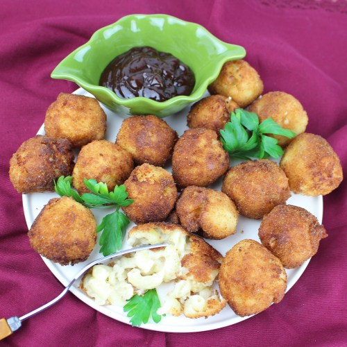 Order Deep Fried Mac & Cheese food online from Kaiser's Kenosha Pizza & Pub store, Kenosha on bringmethat.com