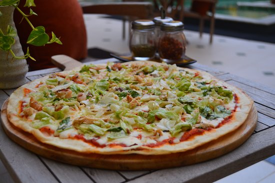 Order  14" Thin food online from Kaiser's Kenosha Pizza & Pub store, Kenosha on bringmethat.com