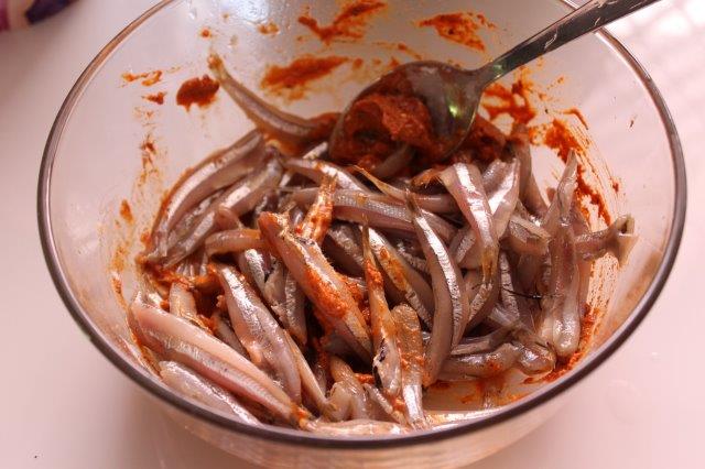 Order  Side Anchovy  food online from Kaiser's Kenosha Pizza & Pub store, Kenosha on bringmethat.com