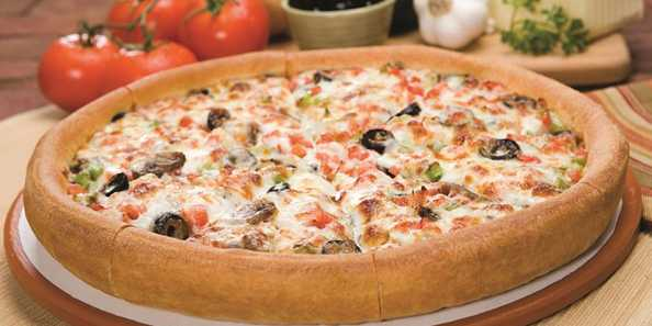 Order 10" Godfather food online from Kaiser's Kenosha Pizza & Pub store, Kenosha on bringmethat.com