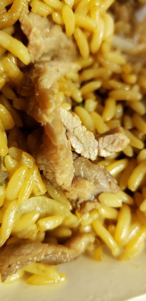 Order 24. Beef Fried Rice food online from Hibachi Chinese Restaurant store, Cudahy on bringmethat.com