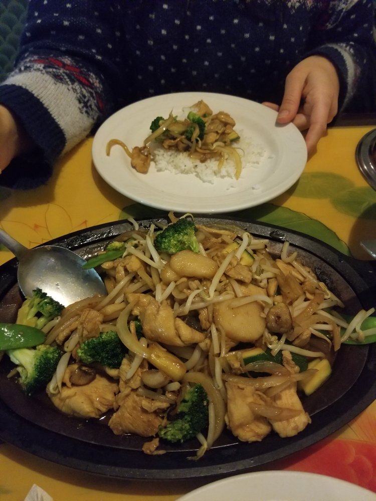 Order 2. Hibachi Chicken food online from Shaw Lee Japanese & Chinese store, Wisconsin Rapids on bringmethat.com