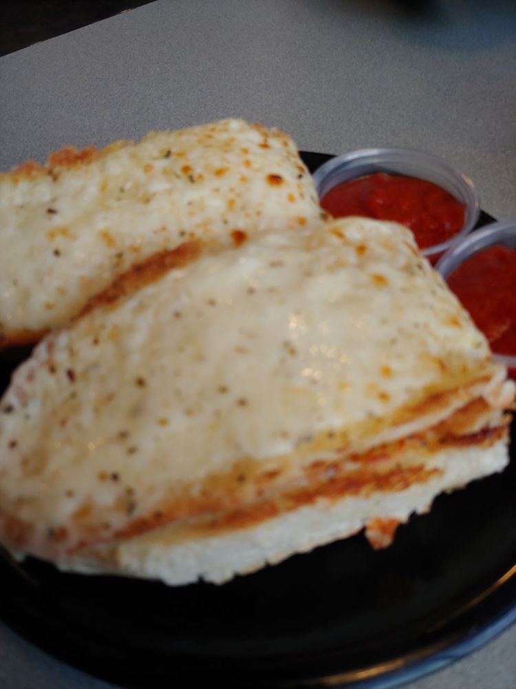 Order Garlic Cheese Bread food online from Davanni's Pizza & Hot Hoagies store, Burnsville on bringmethat.com
