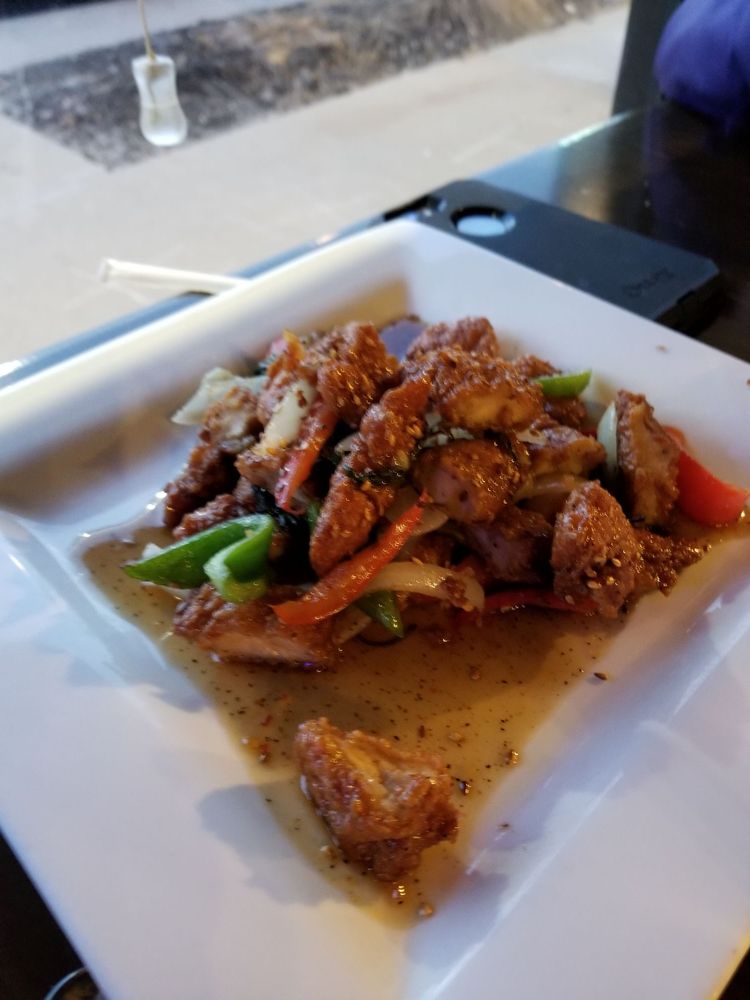 Order Crispy Chicken food online from Mai Thai Restaurant store, Omaha on bringmethat.com