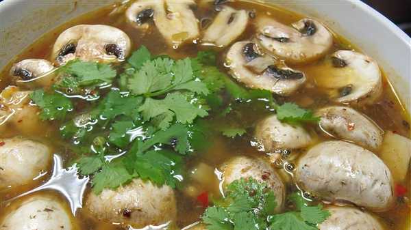 Order Tom Yum Soup food online from Krua Thai Family Kitchen store, Seattle on bringmethat.com