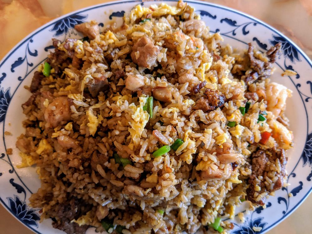 Order House Fried Rice food online from Double Happiness Chinese Restaurant store, Bend on bringmethat.com