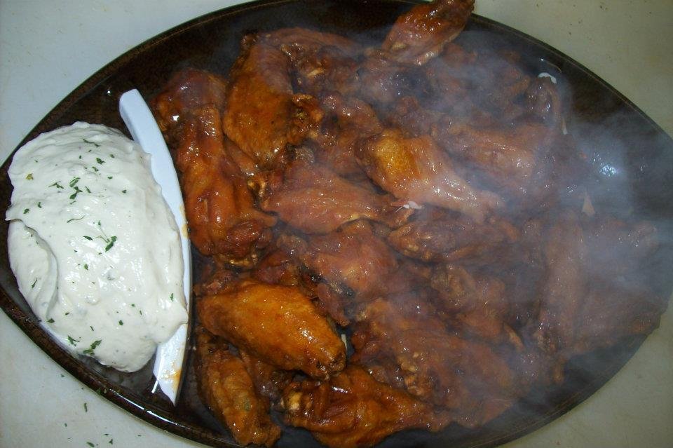 Order Wings (10 Pieces) food online from Big Sals Pizzaria store, Plattsburgh on bringmethat.com