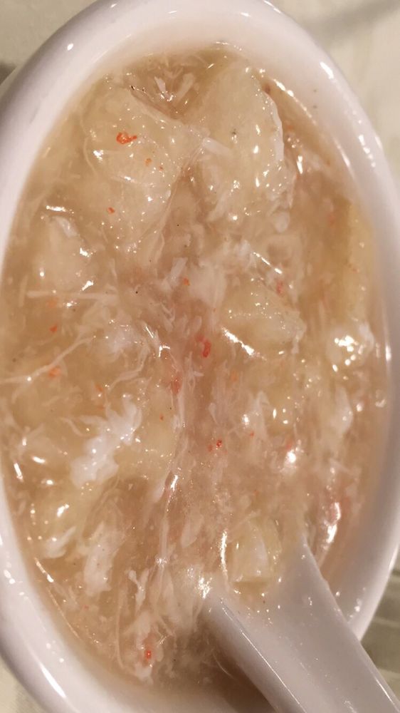 Order Crab Meat With Fish Maw Soup food online from Sea Empress Seafood Restaurant store, Gardena on bringmethat.com