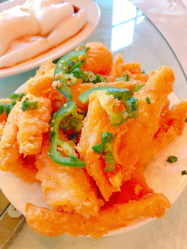 Order Fried Squid Salt & Pepper food online from Sea Empress Seafood Restaurant store, Gardena on bringmethat.com