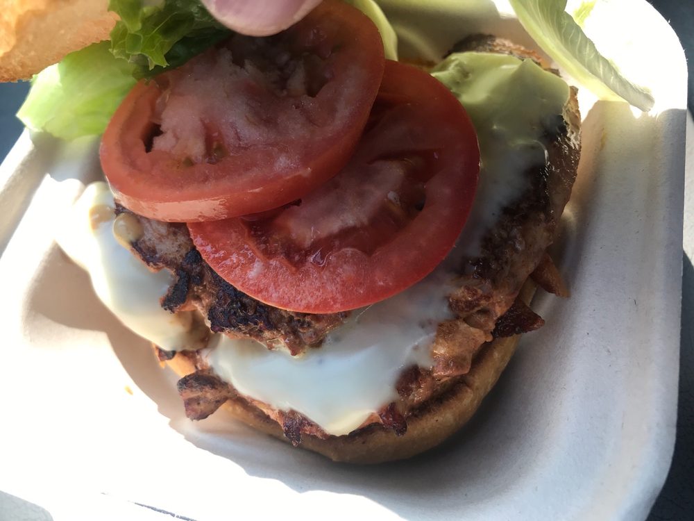Order GRILLED CHICKEN SANDWICH food online from Beep's Burgers store, San Francisco on bringmethat.com